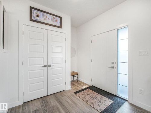 3807 Weidle Crescent, Edmonton, AB - Indoor Photo Showing Other Room