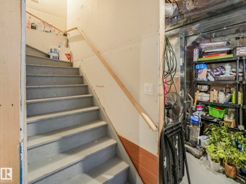 3807 Weidle Crescent, Edmonton, AB - Indoor Photo Showing Other Room