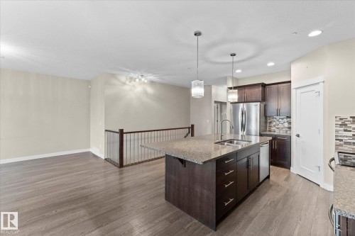 88 Brickyard Bend, Stony Plain, AB - Indoor Photo Showing Kitchen With Double Sink With Upgraded Kitchen