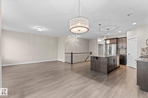 88 Brickyard Bend, Stony Plain, AB - Indoor Photo Showing Kitchen