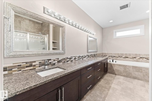 88 Brickyard Bend, Stony Plain, AB - Indoor Photo Showing Bathroom
