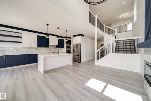 8747 183 Avenue, Edmonton, AB - Indoor Photo Showing Kitchen