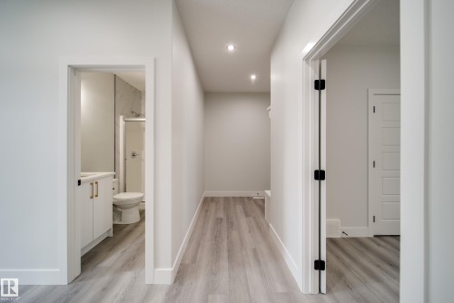 8747 183 Avenue, Edmonton, AB - Indoor Photo Showing Other Room