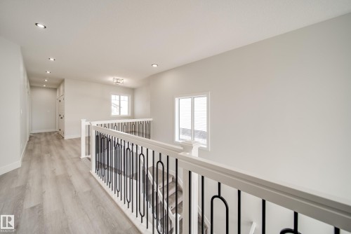 8747 183 Avenue, Edmonton, AB - Indoor Photo Showing Other Room