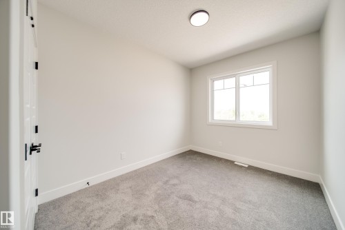 8747 183 Avenue, Edmonton, AB - Indoor Photo Showing Other Room