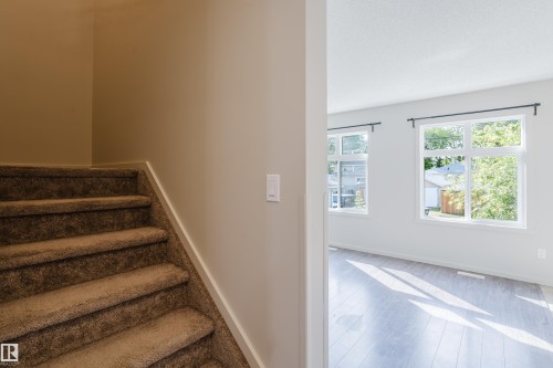 12038 62 Street, Edmonton, AB - Indoor Photo Showing Other Room