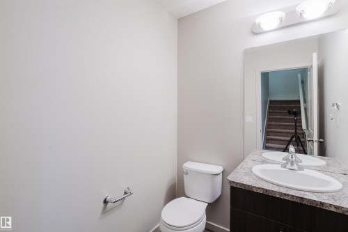 12038 62 Street, Edmonton, AB - Indoor Photo Showing Bathroom