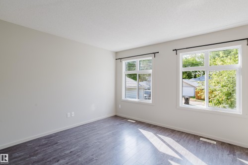 12038 62 Street, Edmonton, AB - Indoor Photo Showing Other Room