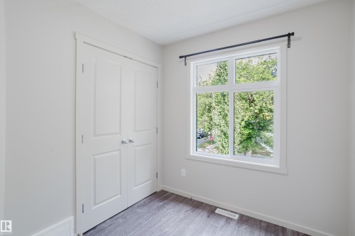 12038 62 Street, Edmonton, AB - Indoor Photo Showing Other Room