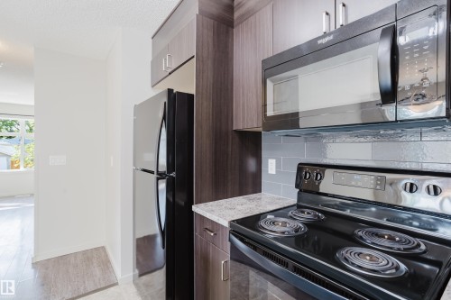12038 62 Street, Edmonton, AB - Indoor Photo Showing Kitchen