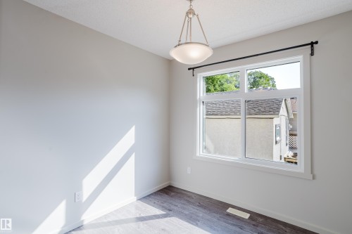 12038 62 Street, Edmonton, AB - Indoor Photo Showing Other Room