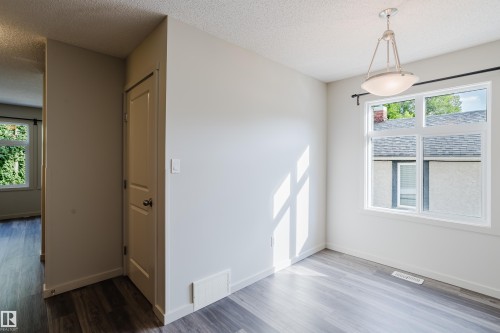 12038 62 Street, Edmonton, AB - Indoor Photo Showing Other Room