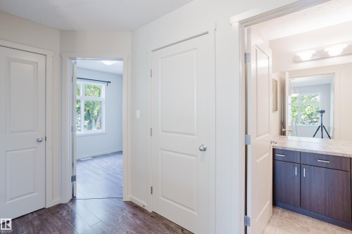 12038 62 Street, Edmonton, AB - Indoor Photo Showing Other Room