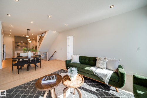21 Starling Way, Fort Saskatchewan, AB - Indoor Photo Showing Living Room