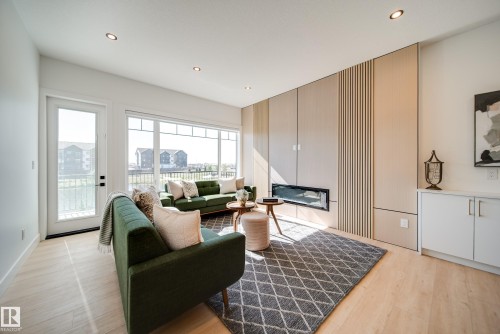 21 Starling Way, Fort Saskatchewan, AB - Indoor Photo Showing Living Room