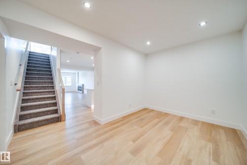 21 Starling Way, Fort Saskatchewan, AB - Indoor Photo Showing Other Room