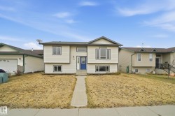 120 Premiere Crescent  Blackfalds, AB T4M 0E5