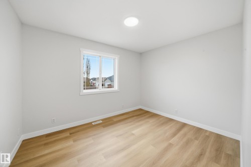 120 Premiere Crescent, Blackfalds, AB - Indoor Photo Showing Other Room