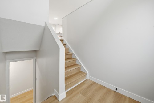 120 Premiere Crescent, Blackfalds, AB - Indoor Photo Showing Other Room