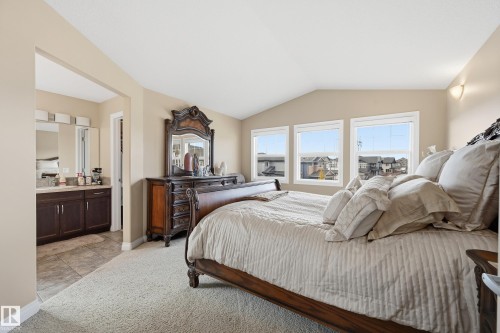 1590 Chapman Way Sw, Edmonton, AB - Indoor Photo Showing Bedroom