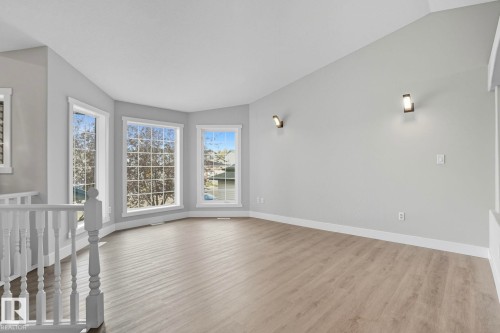 13327 155 Avenue, Edmonton, AB - Indoor