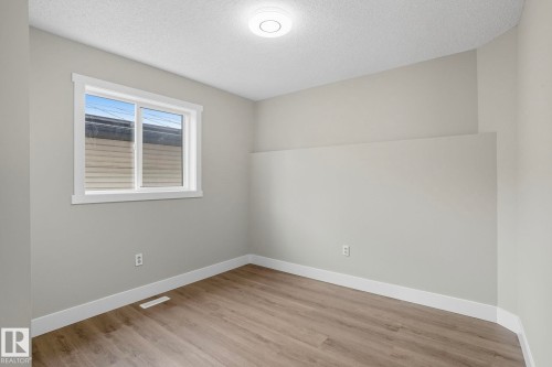 13327 155 Avenue, Edmonton, AB - Indoor Photo Showing Other Room