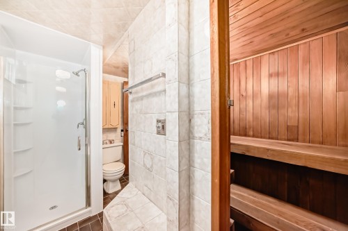 13003 128 Street, Edmonton, AB - Indoor Photo Showing Bathroom