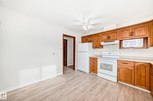13003 128 Street, Edmonton, AB - Indoor Photo Showing Kitchen