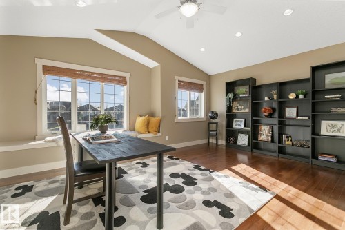 1110 Connelly Court, Edmonton, AB - Indoor