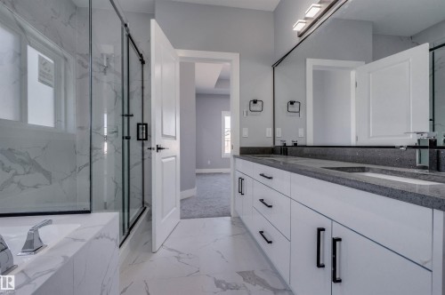 829 Morris Avenue, Leduc, AB - Indoor Photo Showing Bathroom