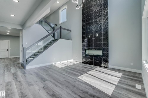 829 Morris Avenue, Leduc, AB - Indoor Photo Showing Other Room