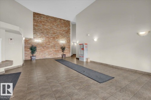 122 5350 199 Street, Edmonton, AB - Indoor Photo Showing Other Room