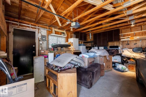 12121 39 Street, Edmonton, AB - Indoor