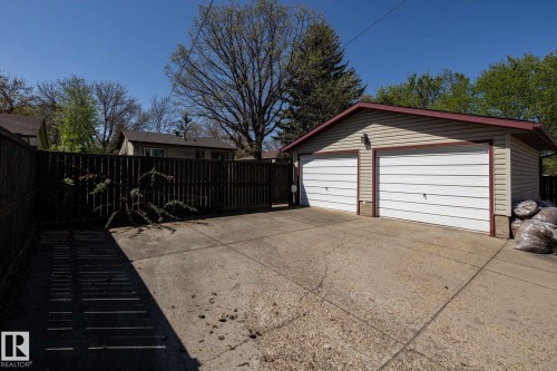 12121 39 Street, Edmonton, AB - Outdoor