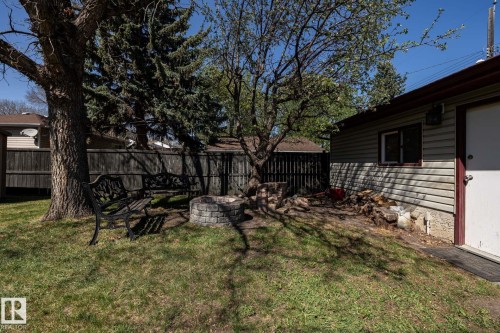 12121 39 Street, Edmonton, AB - Outdoor