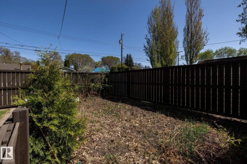 12121 39 Street, Edmonton, AB - Outdoor