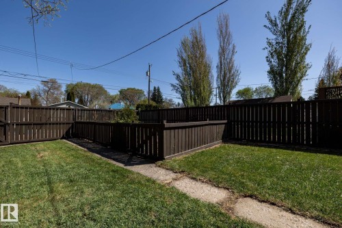 12121 39 Street, Edmonton, AB - Outdoor