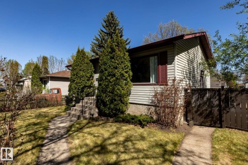 12121 39 Street, Edmonton, AB - Outdoor