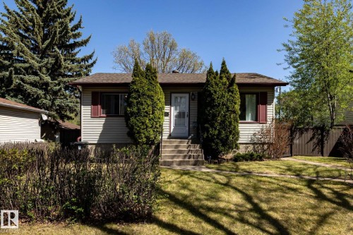 12121 39 Street, Edmonton, AB - Outdoor