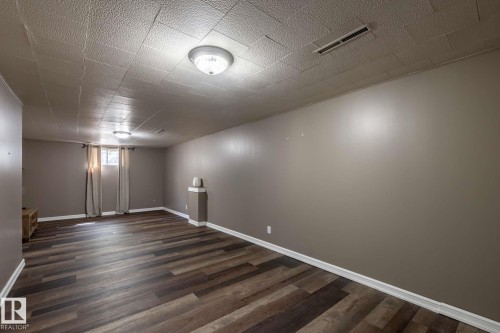 12121 39 Street, Edmonton, AB - Indoor Photo Showing Other Room