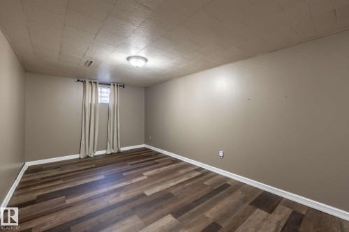 12121 39 Street, Edmonton, AB - Indoor Photo Showing Other Room