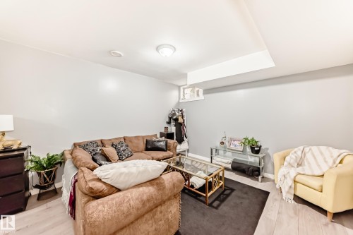 17116 108 Street, Edmonton, AB - Indoor Photo Showing Living Room
