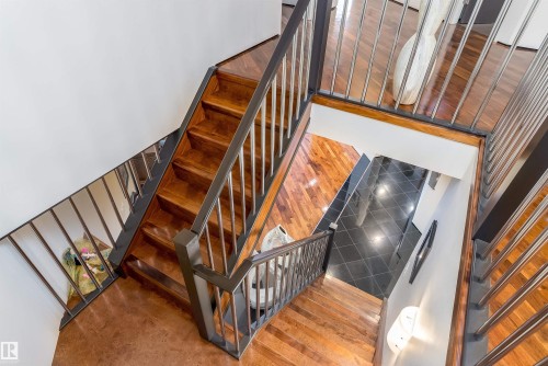 1681 Toane Wynd, Edmonton, AB - Indoor Photo Showing Other Room