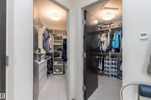 1681 Toane Wynd, Edmonton, AB - Indoor With Storage