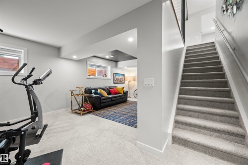 9803 74 Avenue, Edmonton, AB - Indoor Photo Showing Gym Room