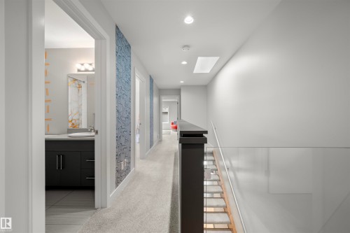 9803 74 Avenue, Edmonton, AB - Indoor Photo Showing Other Room