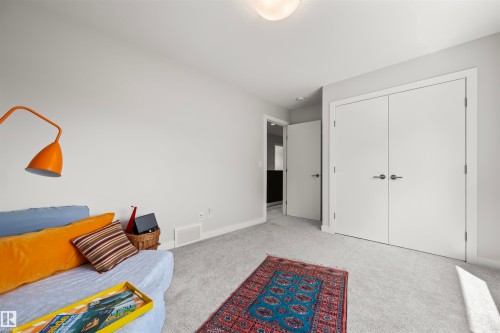 9803 74 Avenue, Edmonton, AB - Indoor Photo Showing Other Room