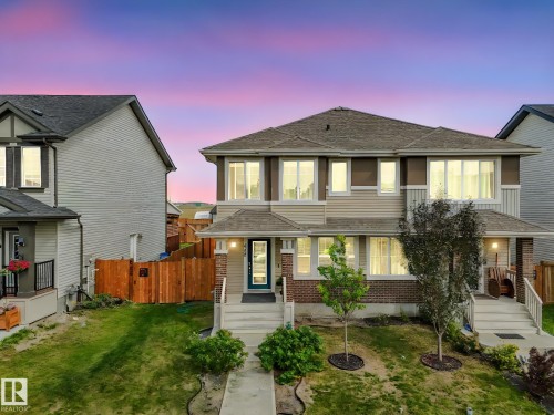 648 Lewis Greens Drive, Edmonton, AB - Outdoor