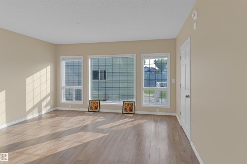 460 Gibb Wynd, Edmonton, AB - Indoor Photo Showing Other Room