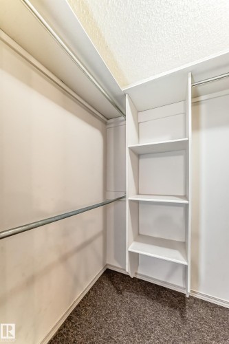 12807 121 Avenue, Edmonton, AB - Indoor With Storage